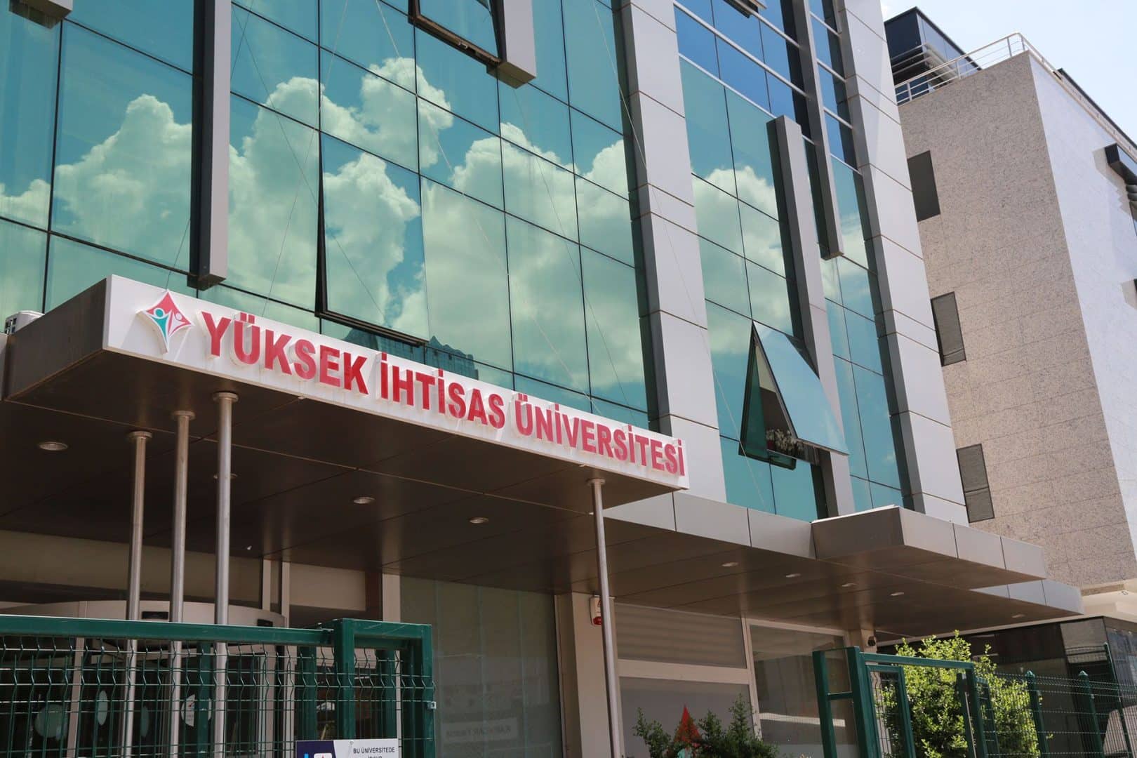 Yüksek İhtisas Üniversitesi