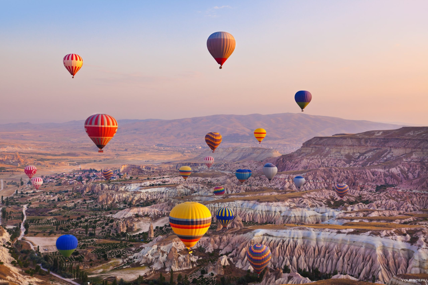 Hot Air Balloons Cappadocia Tourist Places in Turkey 